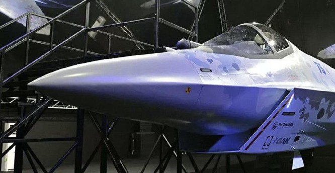 Chùm ảnh mới được công bố về máy bay chiến đấu tàng hình bí ẩn "Chiếu tướng" của Nga ảnh 6