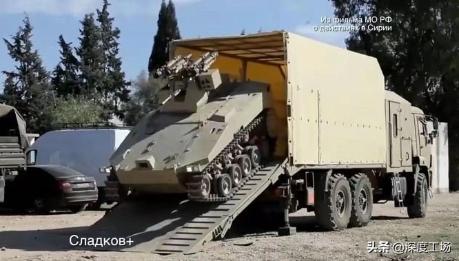Lộ hình ảnh các chiến binh robot của Nga tiêu diệt lực lượng phản loạn Syria trên chiến trường ảnh 4