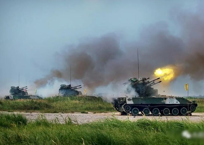 Sau khi Taliban chiếm Kabul, quân đội Trung Quốc bất ngờ tập trận lớn xung quanh Đài Loan ảnh 2