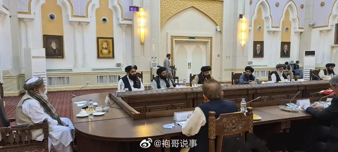 Chính quyền Taliban bị quốc tế cô lập, đặc phái viên Trung Quốc, Nga và Pakistan đến Kabul làm gì? ảnh 1