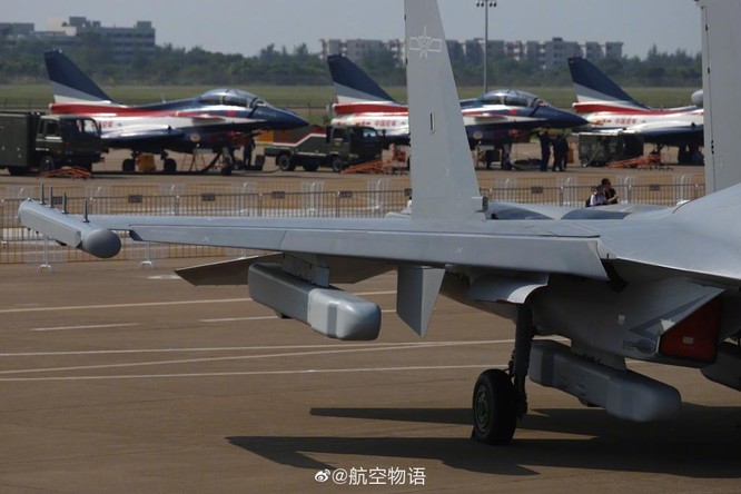 Khám phá máy bay tác chiến điện tử J-16D "mạnh nhất thế giới" Trung Quốc lần đầu trình làng ảnh 5