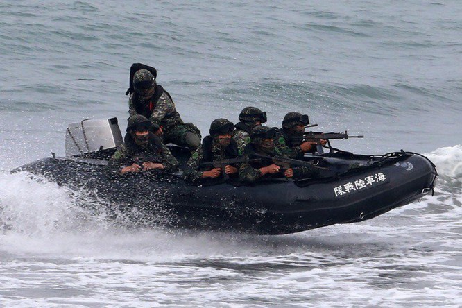Bộ trưởng Hải quân Mỹ: Chức trách của chúng ta bao gồm ngăn chặn Trung Quốc "giải phóng Đài Loan” ảnh 4