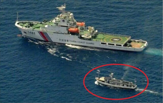 Philippines nói đã cho tàu tiếp tế thành công cho binh sĩ ở Bãi Cỏ Mây, Trung Quốc im lặng ảnh 1