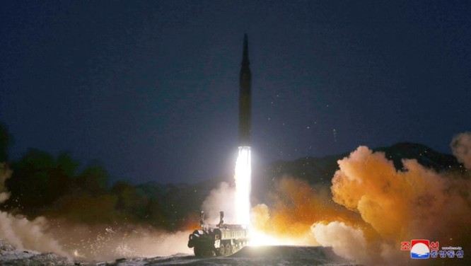 Triều Tiên liên tiếp phóng tên lửa và cuộc chạy đua vũ khí siêu thanh giữa hai miền trên bán đảo ảnh 4