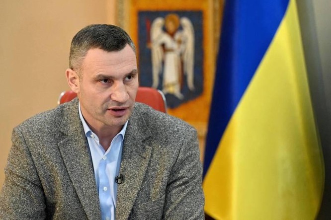 Mỹ và Nga bắt đầu rút nhân viên ngoại giao khỏi Ukraine, Thị trưởng Kiev thông qua kế hoạch sơ tán ảnh 2