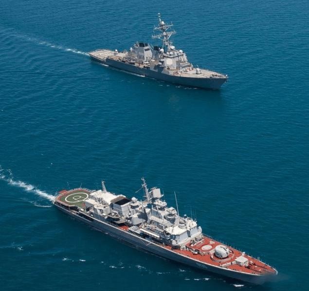 Ukraine tự đánh đắm soái hạm của Hải quân để tránh rơi vào tay quân Nga ảnh 2