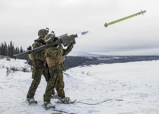 Forbes: Nhà máy vũ khí Mỹ sản xuất không kịp mức tiêu thụ của Ukraine ảnh 2