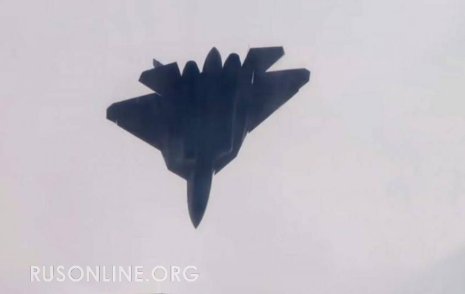 Nga tung siêu chiến cơ Su-57 tham chiến, Ukraine dụ phi công đối phương mang máy bay sang lấy USD