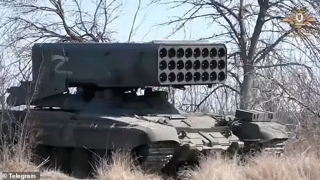 Lộ diện video lực lượng ly khai thân Nga sử dụng vũ khí nhiệt áp ở Ukraine ảnh 1