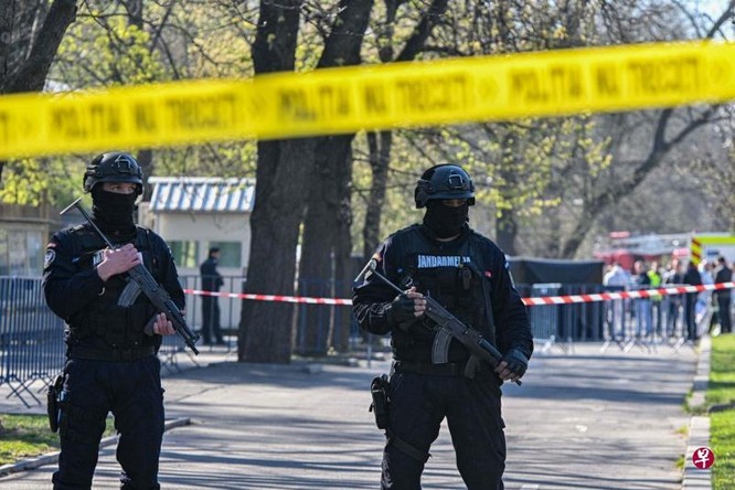 Đại sứ quán Nga ở Romania bị tấn công khủng bố bằng xe hơi? ảnh 3