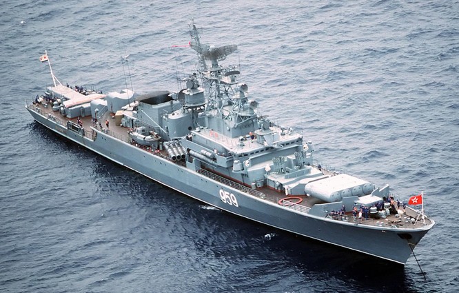 Liệu có phải UAV Mỹ giúp tên lửa hành trình Ukraine bắn cháy thêm một chiến hạm của Nga? ảnh 1