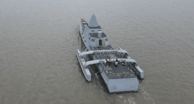 Trung Quốc khoe thử nghiệm thành công tàu 200 tấn không người lái tự hành trên biển ảnh 1