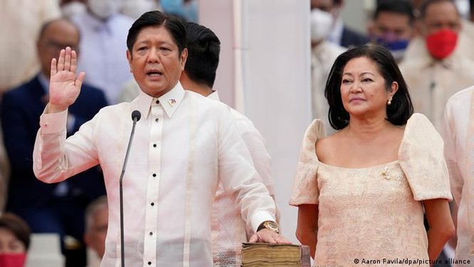 Tân Tổng thống Philippines Marcos: “Hai con voi Trung Quốc và Mỹ đấu nhau, chúng ta là đám cỏ” ảnh 1