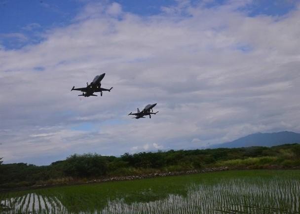 PLA tăng thêm khu vực tập trận, ồ ạt phóng tên lửa, cho UAV quân sự vào đảo của Đài Loan ảnh 3
