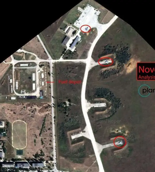 Tranh cãi về vụ nổ tại sân bay Saki ở Crimea: tai nạn ngẫu nhiên hay bị Ukraine tấn công? ảnh 5