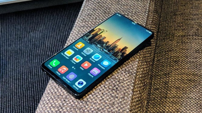 Smartphone hậu MWC 2018: “Tai thỏ” tràn ngập vì cạn ý tưởng ảnh 8