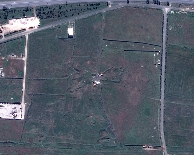 76 tên lửa liên quân Mỹ “làm cỏ” trung tâm khoa học Syria qua hình ảnh vệ tinh ảnh 1