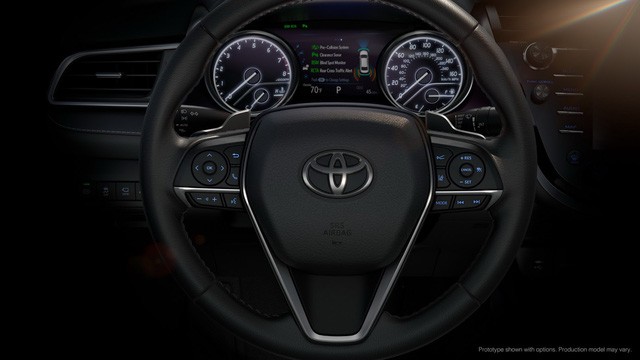 Toyota Camry 2018: Lột xác về thiết kế từ trong ra ngoài, thêm động cơ mới ảnh 15