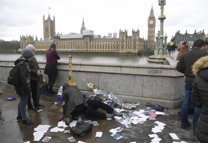 Cập nhật vụ tấn công “khủng bố” London ảnh 7
