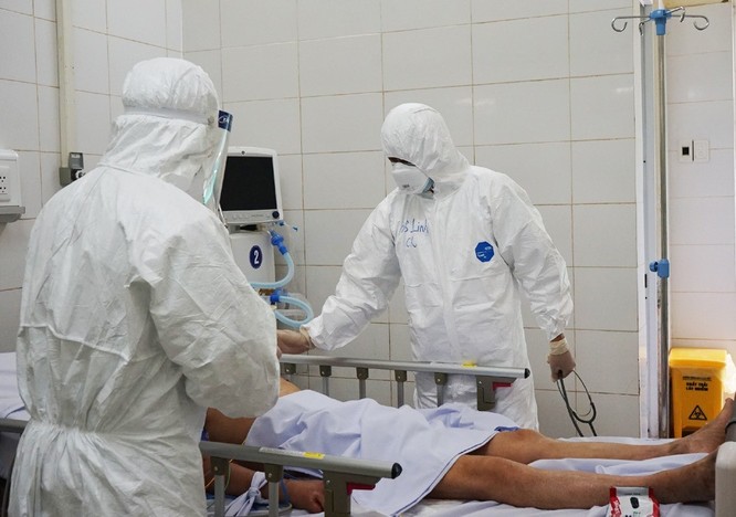 Nhiều chuyên gia của các bệnh viện lớn vào Đà Nẵng, Quảng Nam chi viện chống dịch