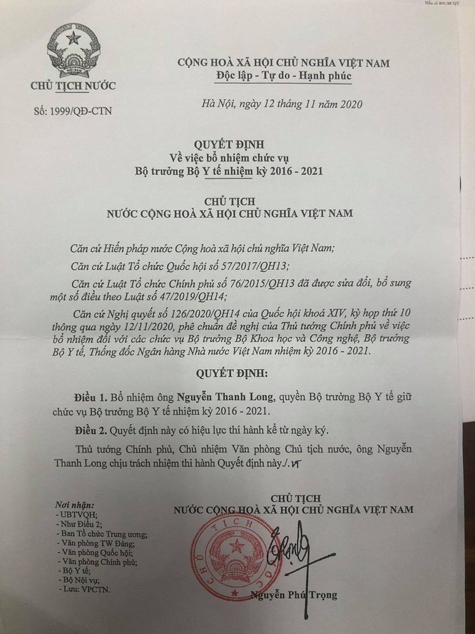 Thủ tướng Nguyễn Xuân Phúc trao quyết định Bộ trưởng Bộ Y tế cho GS.TS. Nguyễn Thanh Long ảnh 3