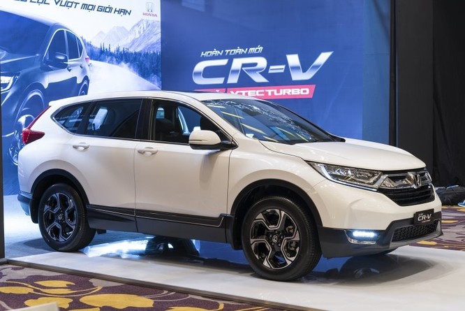 Giảm giá cả trăm triệu đồng, Honda CR-V vẫn sụt giảm quá nửa doanh số ảnh 1