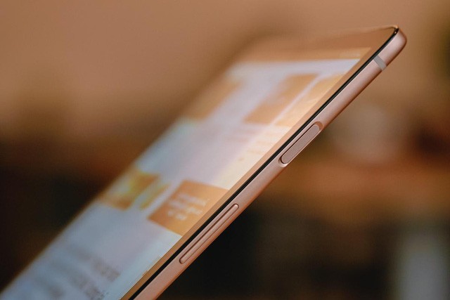 Galaxy Tab S5e chính là sự kết hợp hài hòa giữa khả năng giải trí và hỗ trợ công việc.