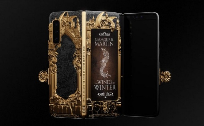 Caviar ra mắt Galaxy Fold phiên bản Game of Thrones, dát vàng xung quanh, giá iên tới 8.180 USD ảnh 1