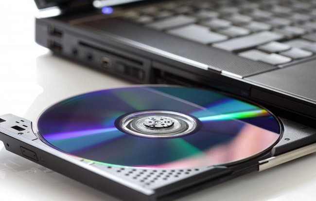 Đây là sự thật phũ phàng về việc tại sao hầu hết laptop bây giờ không còn ổ đĩa CD? ảnh 1