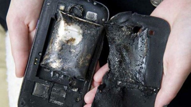 Điện thoại quá nhiệt sẽ xảy ra việc cháy nổ. Ảnh: Android News.