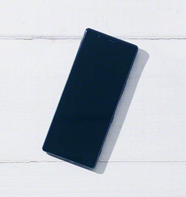 Sony Xperia 2 lộ ảnh thiết kế trước ngày ra mắt: Vẫn sang, đẹp và lạ! ảnh 2