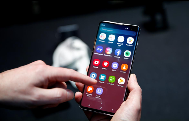 Điện thoại Samsung Galaxy S10. (Nguồn: Reuters)