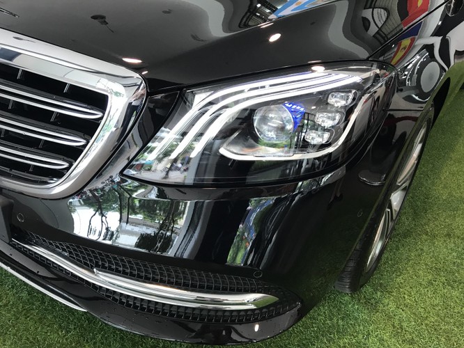 Hệ thống hỗ trợ lái xe ban đêm Night View Assist Plus trên Mercedes-Benz S450L Luxury