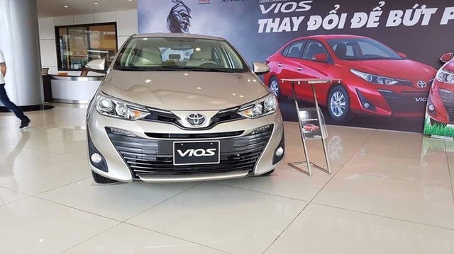 Toyota Vios giảm 10 triệu đồng, xuống từ 480 triệu đồng/chiếc.