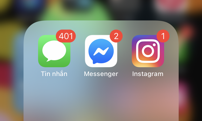Ứng dụng tin nhắn mặc định của iPhone, bên cạnh Messenger và Instagram của Facebook.