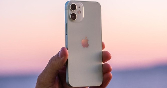 Apple ngừng sản xuất iPhone 12 Mini vì quá ế ẩm ảnh 1