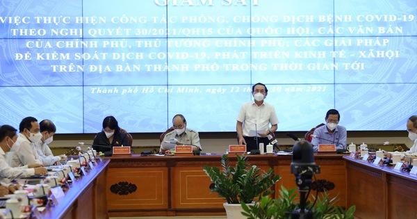 Bí thư Nguyễn Văn Nên: TP đã áp dụng biện pháp khẩn cấp nhưng không tuyên bố 'tình trạng khẩn cấp' ảnh 1