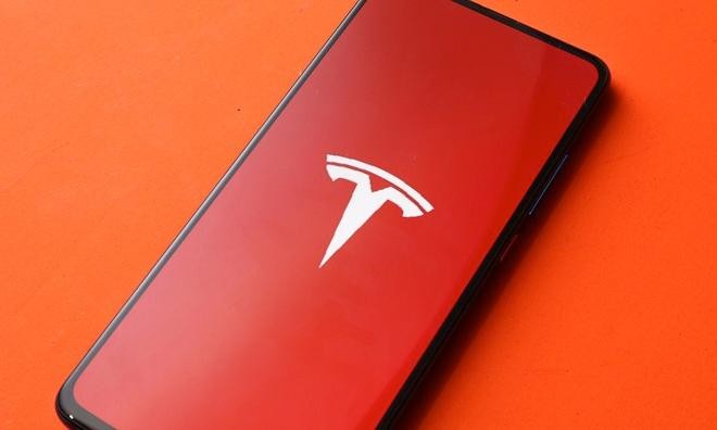 Chiêm ngưỡng thiết kế smartphone của hãng xe Tesla, hỗ trợ kết nối vệ tinh ảnh 1