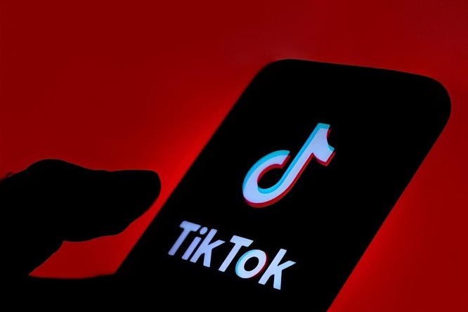 TikTok vẫn tiếp tục đề xuất livestream có nội dung 18+ ảnh 1