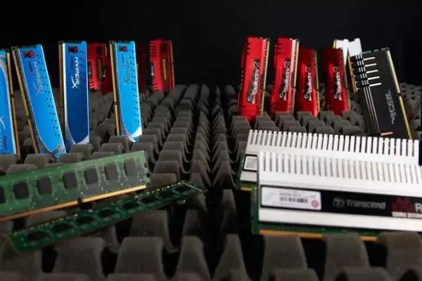 RAM máy tính cần bao nhiêu là đủ? Khi nào cần nâng cấp bộ nhớ RAM? ảnh 1