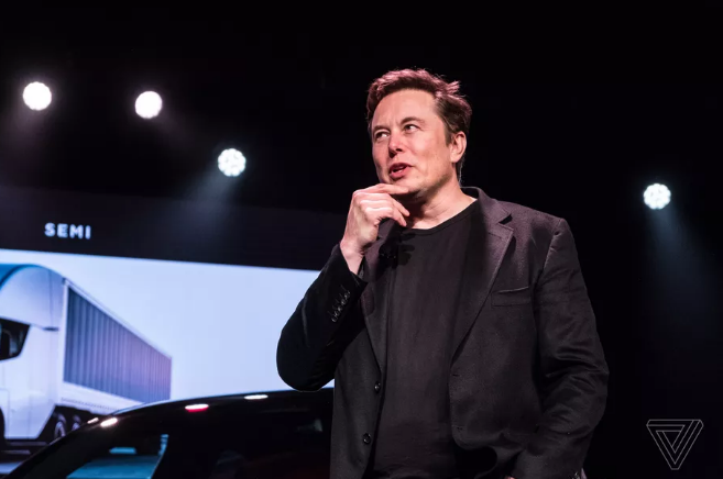 Elon Musk "cà khịa" Tim Cook trước thông tin Apple muốn sản xuất xe điện tự lái ảnh 2