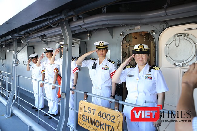 Đà Nẵng, chiến hạm, Hải quân, Nhật Bản, Mỹ, JSDS Shimokita, LST-4002, Tiên Sa, VietTimes