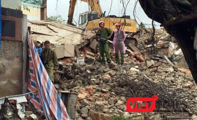Sập công trình, tháo dở, trụ sở Báo Đà Nẵn,g 4 người thương vong, VietTimes