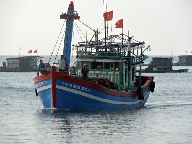 Ngư dân, Lý Sơn, khai tàu, mở biển đầu năm, VietTimes, Quảng Ngãi, ngư trường, tàu cá
