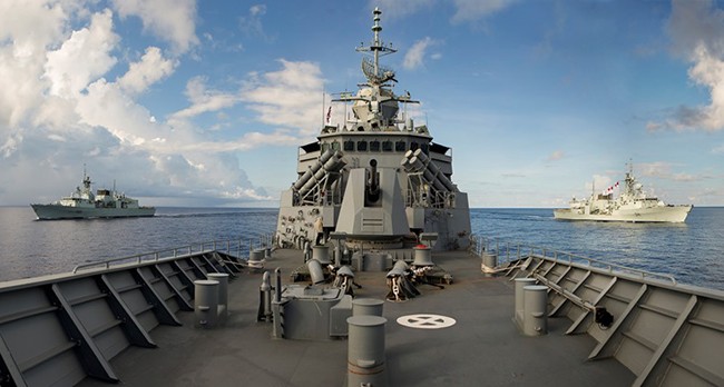 Chiến hạm lửa dẫn đường HMAS Ballarat được trang bị những vũ khí tối tân