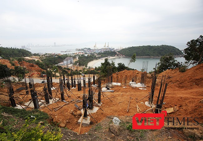 Một góc dự án Khu du lịch nghỉ dưỡng sinh thái biển Tiên Sa trên bán đảo Sơn Trà đang triển khai và tạm dừng