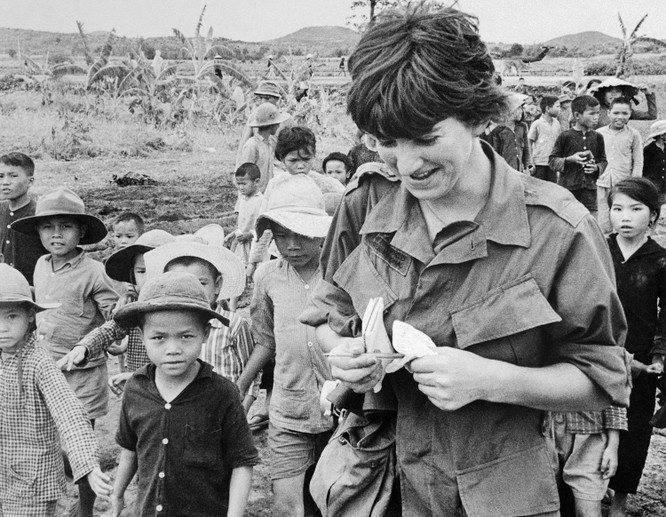 Nữ nhà báo được trao giải Pulitzer trò chuyện với VietTimes về cuốn sách đề tài chiến tranh Việt Nam ảnh 4