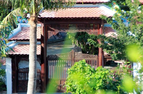 Biệt phủ 5 triệu USD: Đại gia vàng trả giá trên "chấm phạt đền" ảnh 2