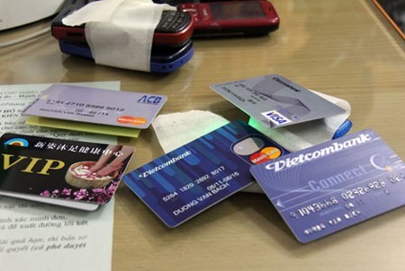 Lỗ hổng bảo mật trên ATM, người Việt “đối mặt” với nguy cơ mất tiền ảnh 3
