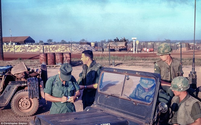 Ảnh độc chưa từng công bố về lính Mỹ trong chiến tranh Việt Nam ảnh 15
